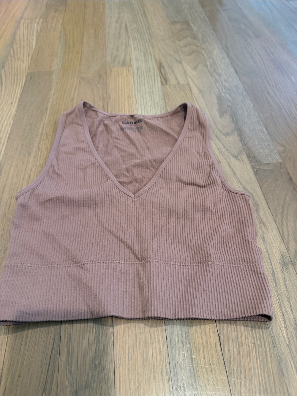 Garage Ribbed V-Neck Crop Tank in Mauve Pink